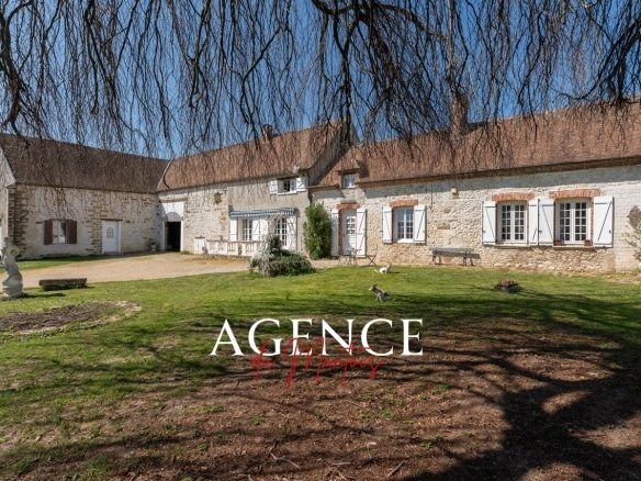 Agence immobilière, 77, ile de France, donnemarie dontilly, bray sur seine, achat, vente, maison, immobilier, recherche, terrain, fermette, briard, en à vendre, acheter,77520, 77480, 77650, 77160, 77650, 77114, longueville, gare, gouaix, provins, Montigny Lencoup, A5, autoroute, everly, hermé, thénisy, paroy, luisetaines, les ormes sur voulzie, everly, saint sauveur les bray,