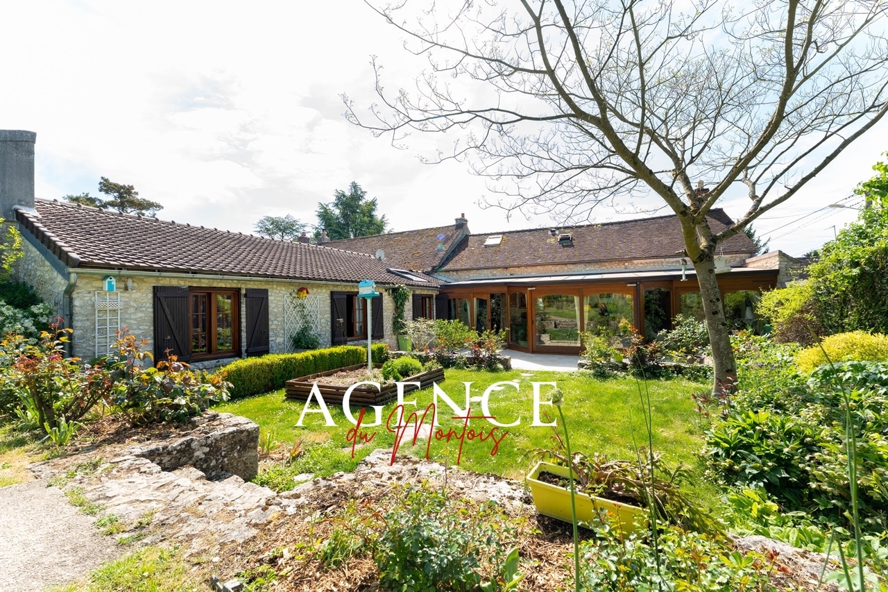 Agence immobilière, 77, ile de France, donnemarie dontilly, bray sur seine, achat, vente, maison, immobilier, recherche, terrain, fermette, briard, en à vendre, acheter,77520, 77480, 77650, 77160, 77650, 77114, longueville, gare, gouaix, provins, Montigny Lencoup, A5, autoroute, everly, hermé, thénisy, paroy, luisetaines, les ormes sur voulzie, everly, saint sauveur les bray,