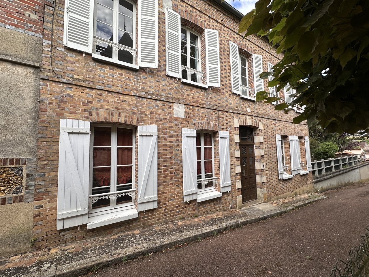 Agence immobilière, 77, ile de France, donnemarie dontilly, bray sur seine, achat, vente, maison, immobilier, recherche, terrain, fermette, briard, en à vendre, acheter,77520, 77480, 77650, 77160, 77650, 77114, longueville, gare, gouaix, provins, Montigny Lencoup, A5, autoroute, everly, hermé, thénisy, paroy, luisetaines, les ormes sur voulzie, everly, saint sauveur les bray,