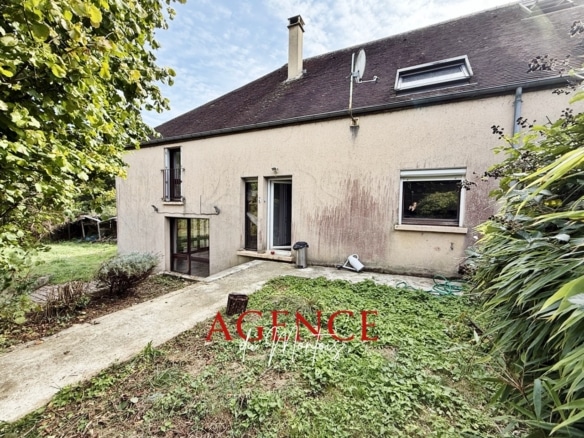 Agence immobilière, 77, ile de France, donnemarie dontilly, bray sur seine, achat, vente, maison, immobilier, recherche, terrain, fermette, briard, en à vendre, acheter,77520, 77480, 77650, 77160, 77650, 77114, longueville, gare, gouaix, provins, Montigny Lencoup, A5, autoroute, everly, hermé, thénisy, paroy, luisetaines, les ormes sur voulzie, everly, saint sauveur les bray,