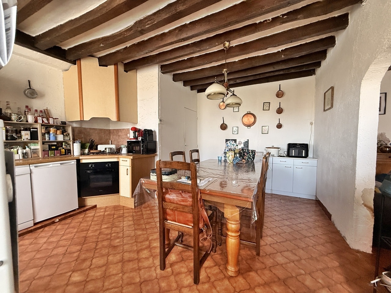 Maison de campagne secteur Chenoise : cuisine